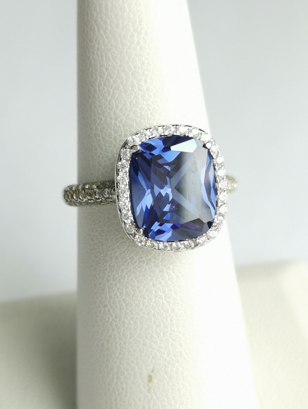 Ceylon blue Sapphire White Sapphire ring Sterling Silver size 8 🆕